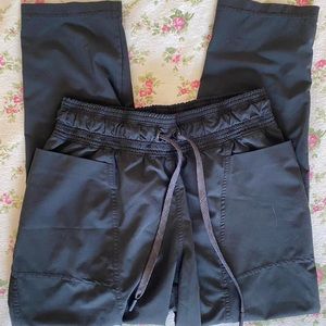 XS prAna Black Cropped Workout Pants